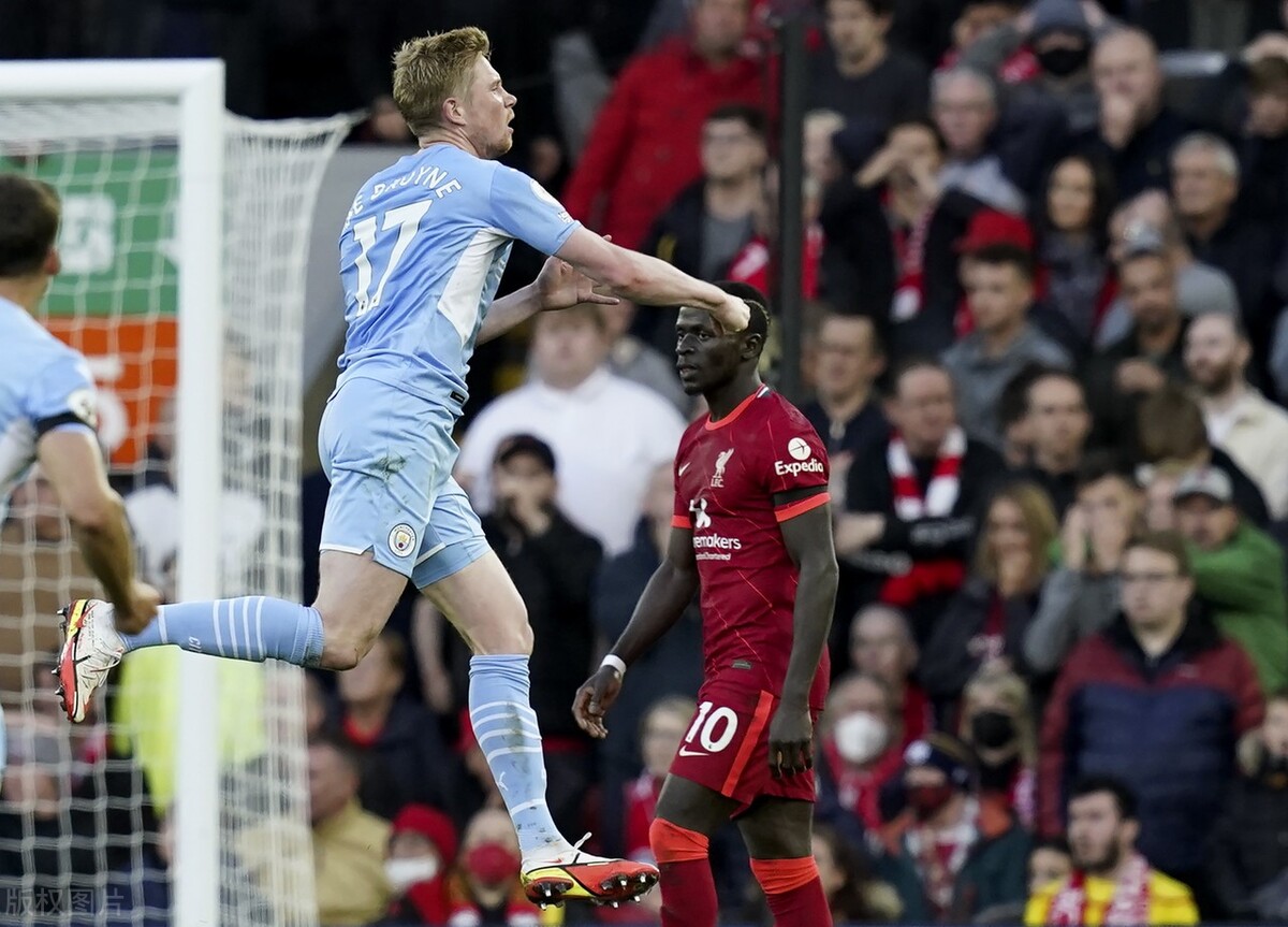 开云体育直播-意甲联赛一役关键时刻，胜负难料