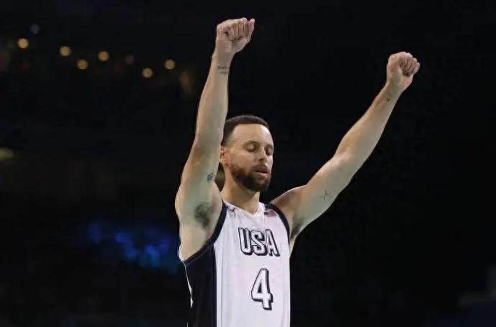 开云体育下载-NBA球员在比赛中因伤离场，将接受进一步检查