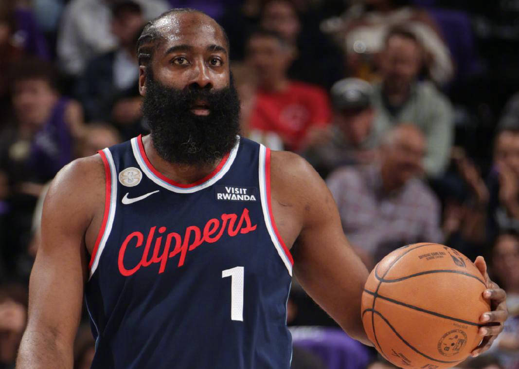 开云体育直播-快船逆转热火，全队人轮番出手刷新高得分